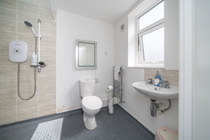 WETROOM- click for photo gallery